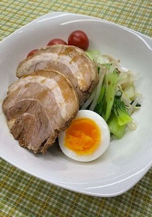 ベジ♪おかずになる焼き豚サラダ-レシピのメイン写真