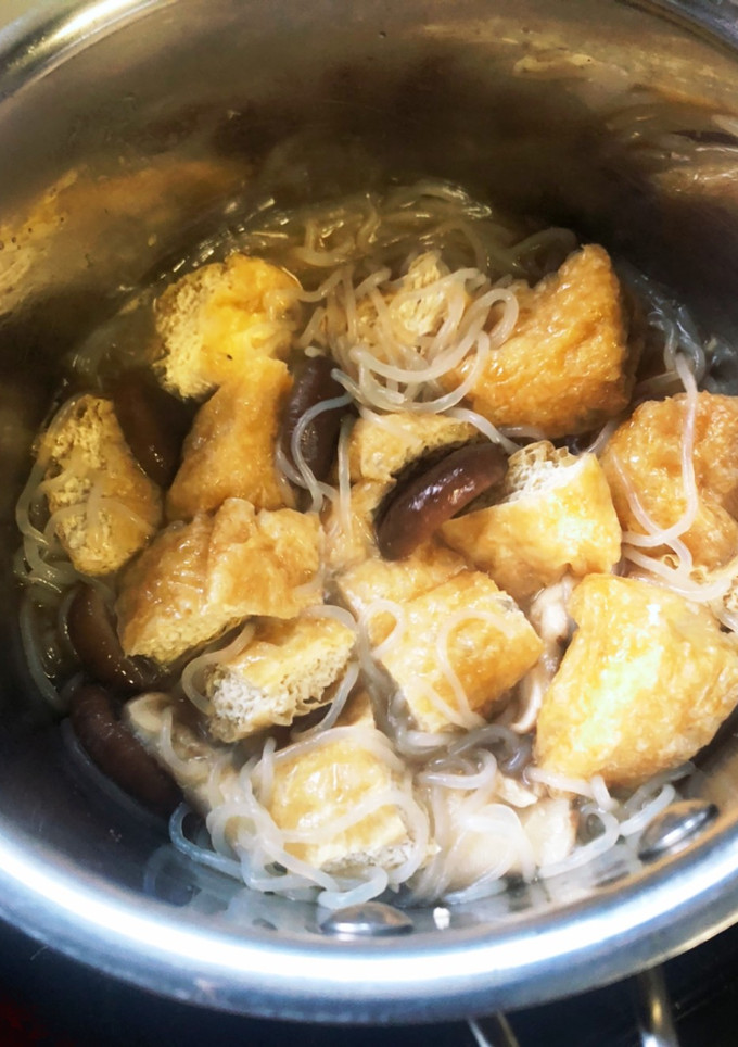 栃尾の油あげとしいたけとしらたきの煮物-レシピのメイン写真
