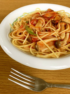 トマトとしめじのお手軽パスタ-レシピのメイン写真