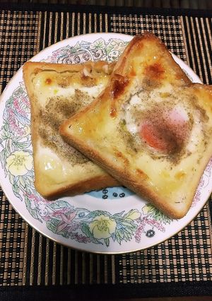 目玉焼きトースト変わり種甘じょっぱい系-レシピのメイン写真
