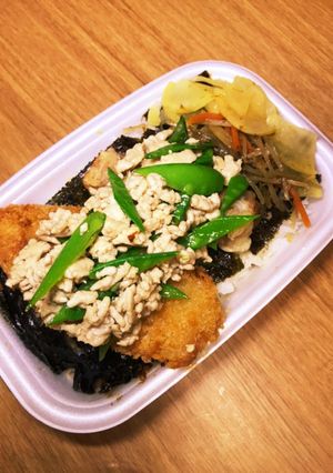 鶏そぼろ餡掛けでひと手間のり弁-レシピのメイン写真