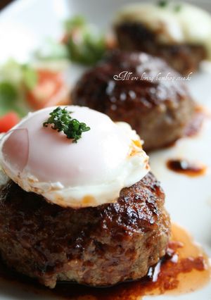 旦那さん一押し♪お店のハンバーグ-レシピのメイン写真