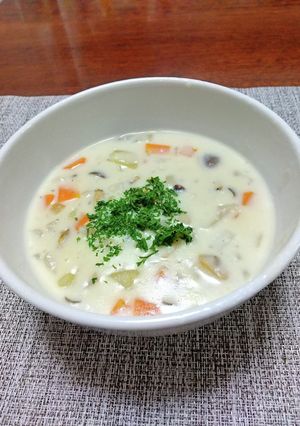 クリームチャウダー(あさり水煮缶を使い)-レシピのメイン写真