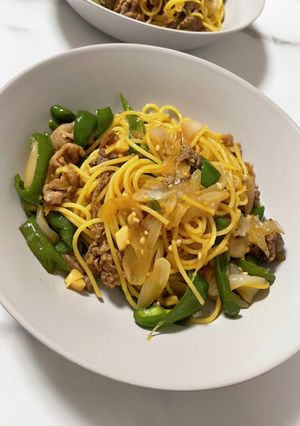 ■牛肉ピーマン玉ねぎのバター醤油パスタ-レシピのメイン写真