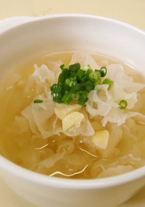 漢方医・薬膳！白きくらげとハスの実スープ-レシピのメイン写真