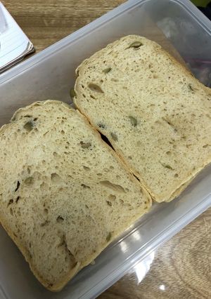 玄米入りオリーブ食パン-レシピのメイン写真