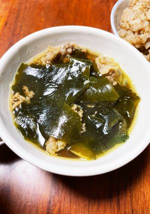 韓国風わかめスープ【ﾐﾖｯｸｯ】-レシピのメイン写真