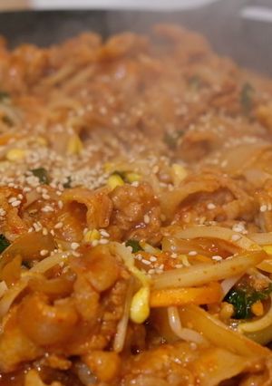 コンブル / 豆もやしとプルコギ炒め-レシピのメイン写真