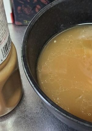 超簡単　まぜるだけ　豚骨醤油ラーメンの汁-レシピのメイン写真