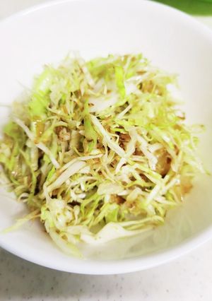 簡単キャベツと鰹ぶしサラダ-レシピのメイン写真