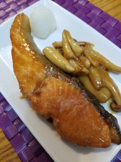 ご飯がすすむ♪鮭の照り焼き-レシピのメイン写真
