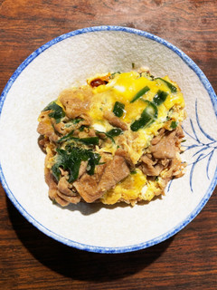 豚肉で韮卵丼ぶり-レシピのメイン写真