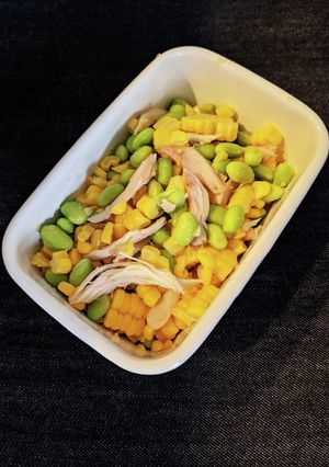 コストコチキンとコーン、枝豆サラダ-レシピのメイン写真