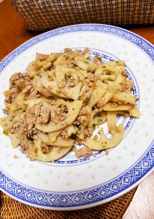 簡単!豚とレンコンのあっさり中華炒め-レシピのメイン写真