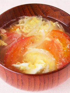トマトの味噌汁-レシピのメイン写真