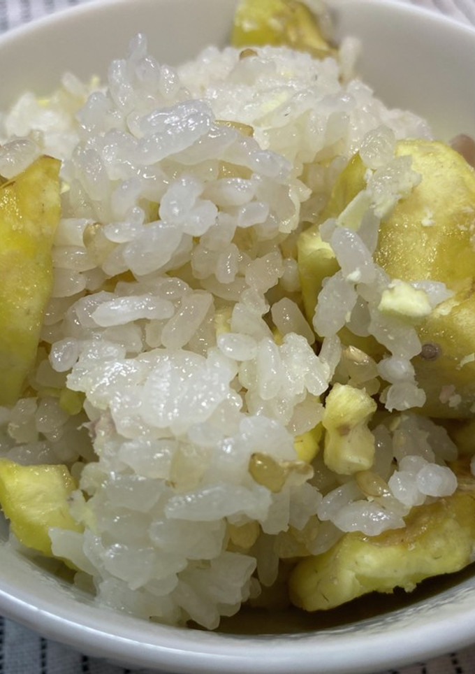生栗と塩だけで炊くゴロゴロ栗ご飯-レシピのメイン写真