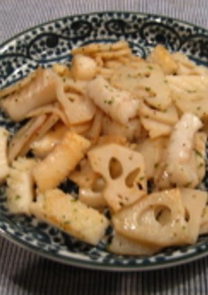 れんこんとイカのペペロンチーノ-レシピのメイン写真