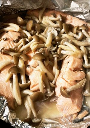 鮭のホイル蒸し　フライパンでおまとめ！-レシピのメイン写真
