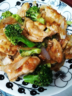 簡単に♪鶏胸肉とブロッコリーのマヨ炒め-レシピのメイン写真