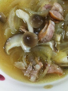 69朝のスープ5 きのこと玉ねぎのスープ-レシピのメイン写真