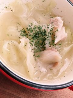 エリンギキャベツチーズのコンソメスープ-レシピのメイン写真