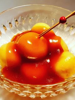 豆腐白玉の赤いみたらし団子 梅酢トマト-レシピのメイン写真