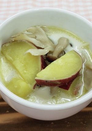 高齢者の骨を丈夫に！秋の味覚ミルクスープ-レシピのメイン写真