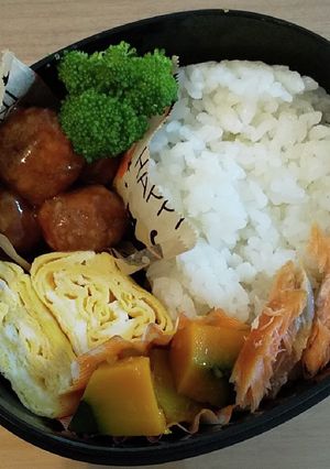 21/9/16 年長ミートボール弁当-レシピのメイン写真