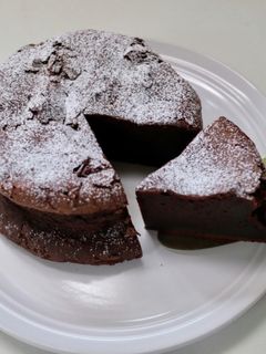 基本の失敗しにくいガトーショコラ-レシピのメイン写真