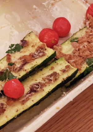 ズッキーニ&アンチョビ&ツナ&チーズ-レシピのメイン写真