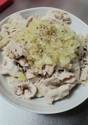 豚ロースしゃぶしゃぶ肉♬玉ねぎ塩❢-レシピのメイン写真