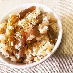 รูปของ ばぁば直伝!!我が家の味付け五目ご飯☆☆