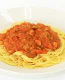 お家の豚ひき肉ミートソース生スパゲティ