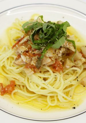 夏野菜たっぷり！鮎のアヒージョパスタ-レシピのメイン写真