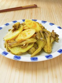 チーかまと長芋とキノコの甘辛カレー炒め-レシピのメイン写真