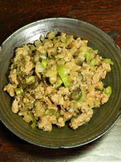 ナスのトロトロ肉みそ。ご飯の上に・肴に!-レシピのメイン写真