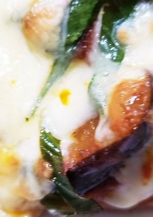 お年寄り絶賛シリーズ☆茄子トマト煮ピザ☆-レシピのメイン写真