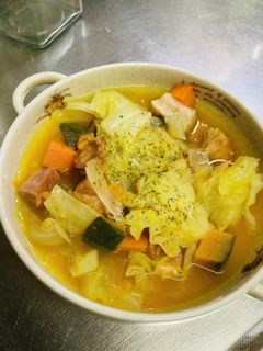 簡単かぼちゃ入りコンソメスープ-レシピのメイン写真
