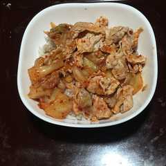รูปของ 脂を使わない豚キムチ丼