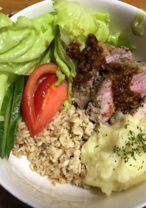 オートミールのローストポーク丼-レシピのメイン写真