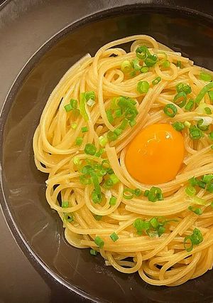 プロ直伝!茹でないレンチン釜玉月見パスタ-レシピのメイン写真