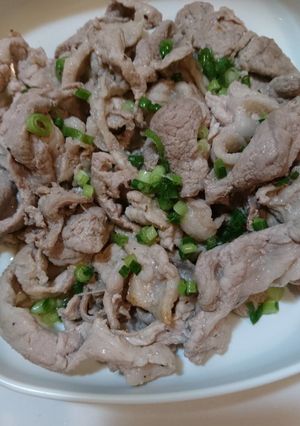 簡単！漬けて焼くだけ♪豚こまの塩レモン味-レシピのメイン写真
