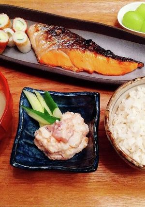 夕飯　豚汁　鮭の塩焼き-レシピのメイン写真