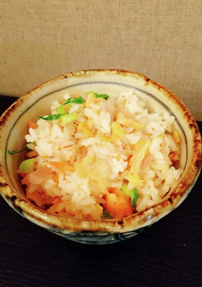 鮭と金ごまと大根の葉のまぜご飯-レシピのメイン写真