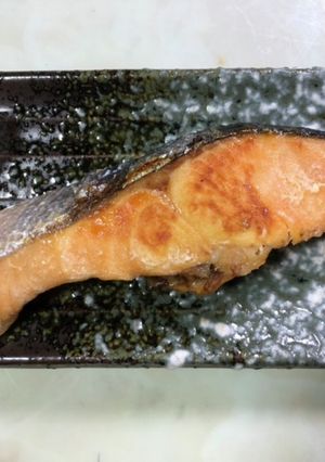 鮭はフライパンで簡単焼き☆-レシピのメイン写真