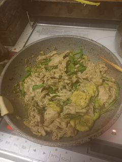 豚肉とアボカドのワサビ炒め-レシピのメイン写真