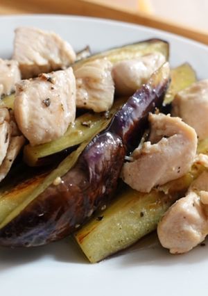 なすと鶏むね肉のレモン炒め-レシピのメイン写真