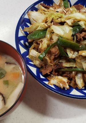 回鍋肉 (ホイコーロー) ＆ 味噌汁-レシピのメイン写真