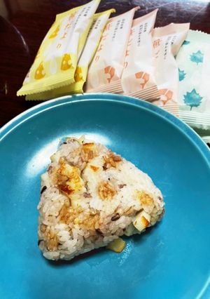 笹だよりで作るチーズ焼きおにぎり-レシピのメイン写真
