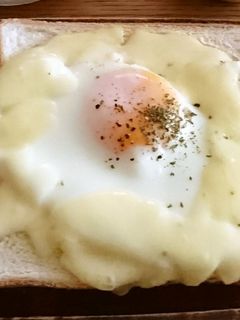 簡単!目玉焼チーズトースト-レシピのメイン写真